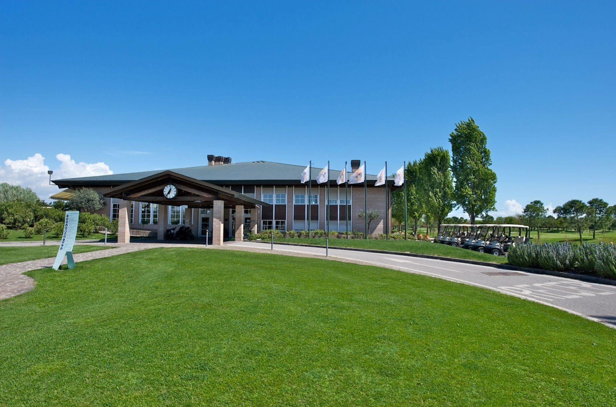 Hotel Golf Inn Lignano Sabbiadoro Exteriér fotografie